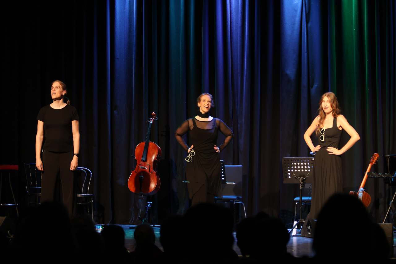 Memories – CAG Un:plugged